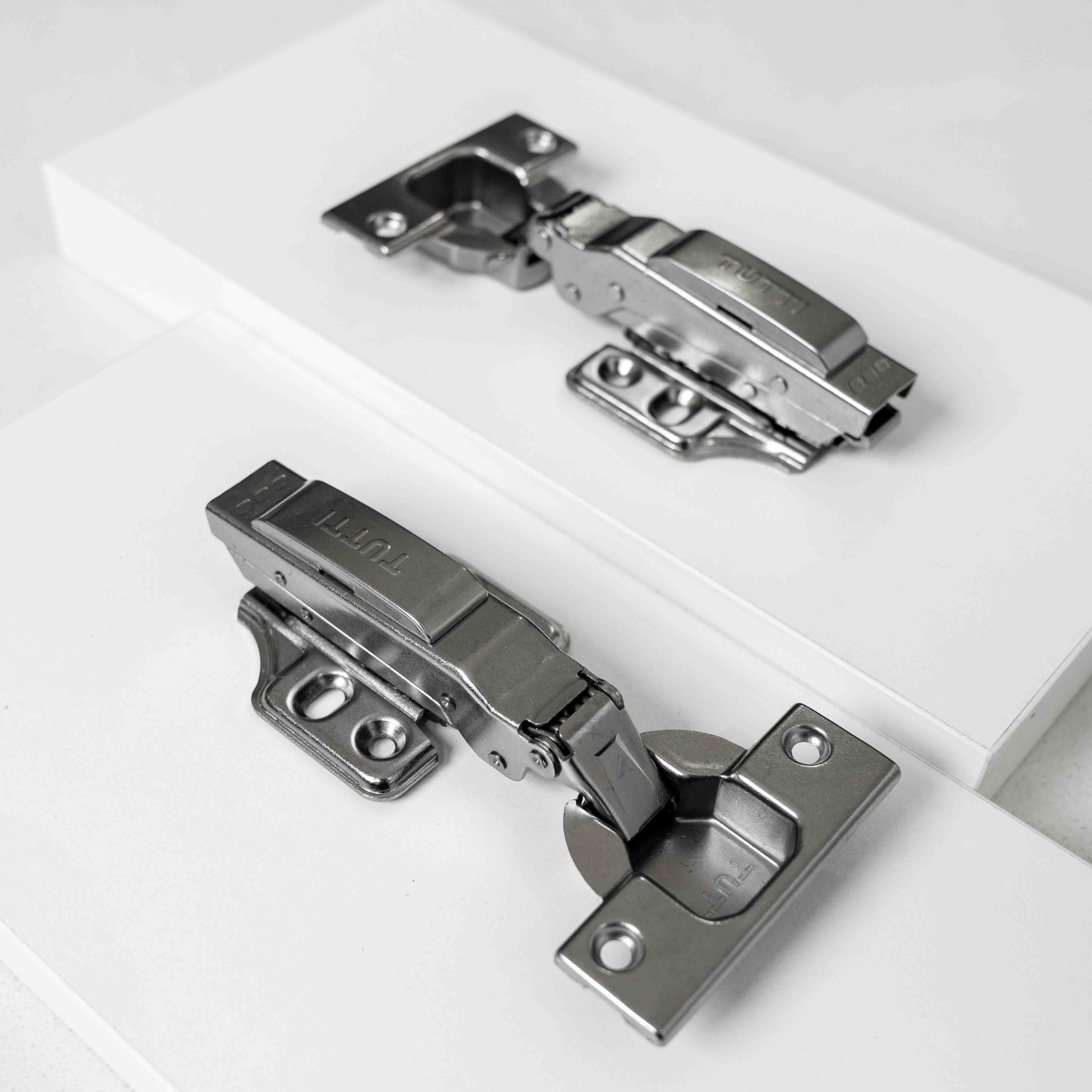 H105 small angle soft closing hinge